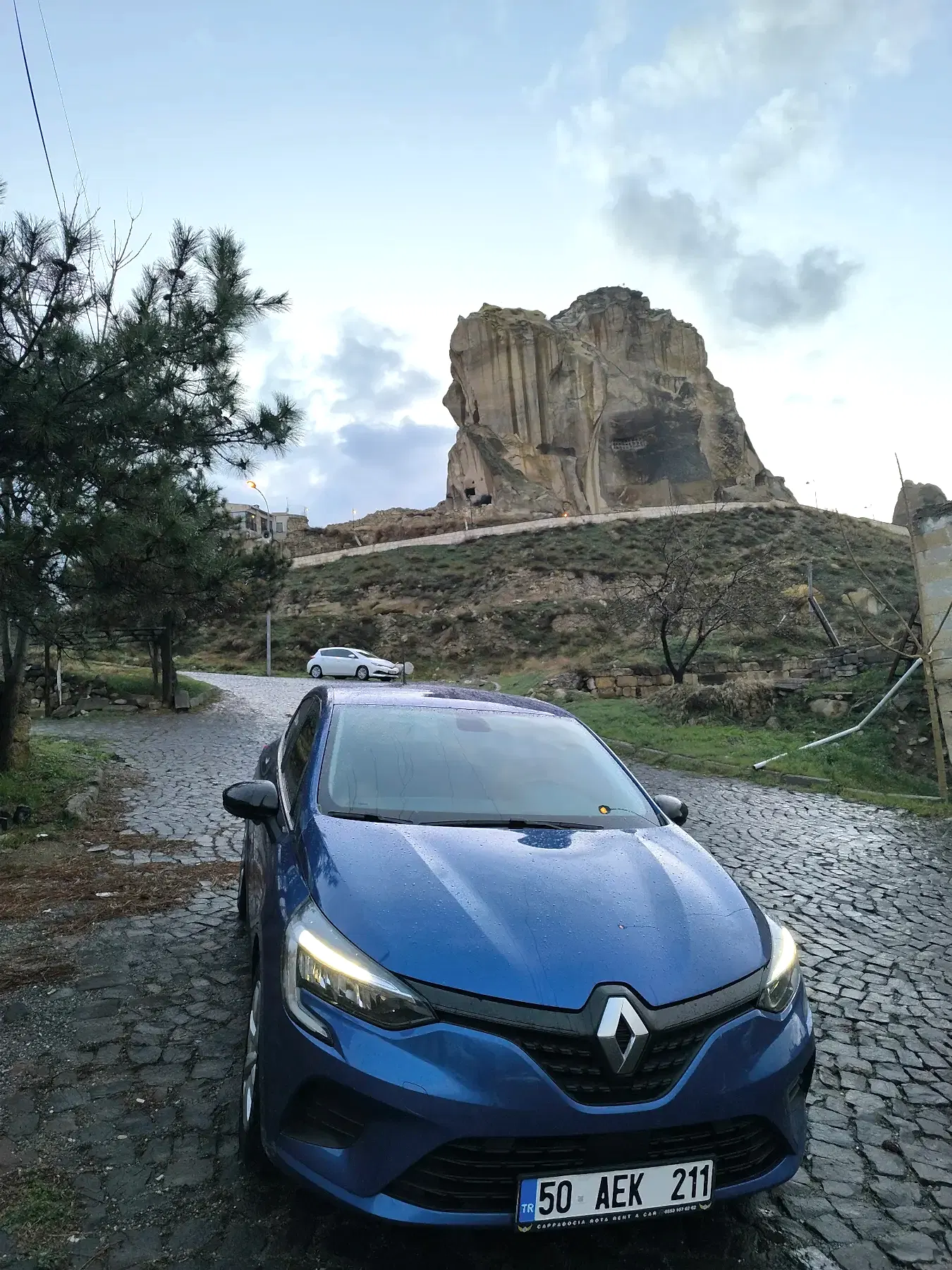 Castle route stop business view